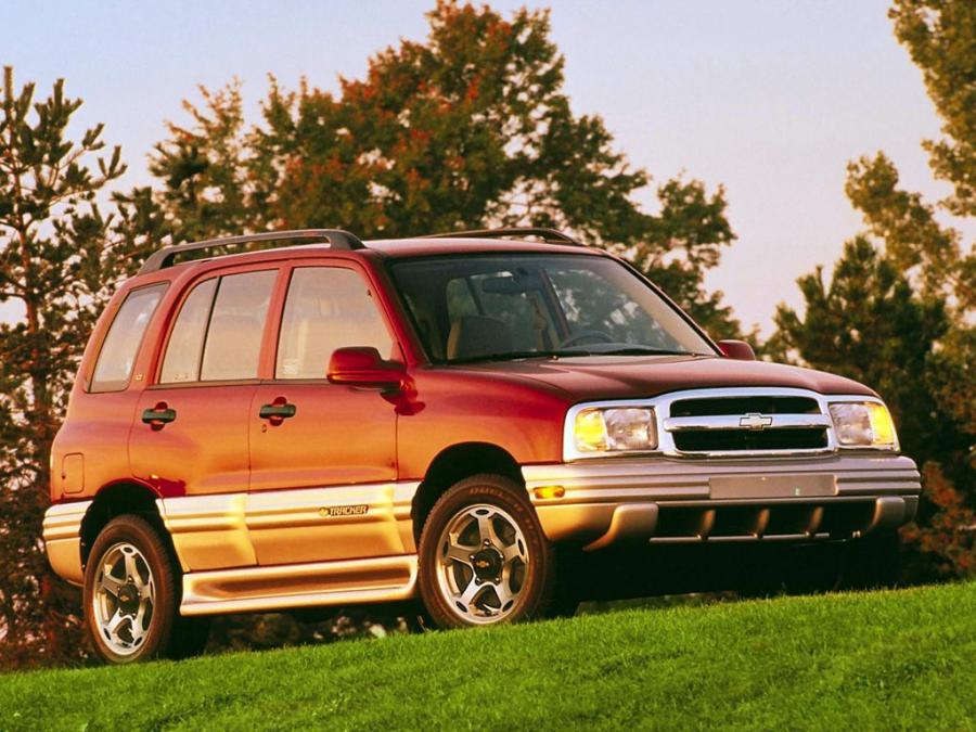 Chevrolet Tracker 1999 года  (фото 13 из 22)